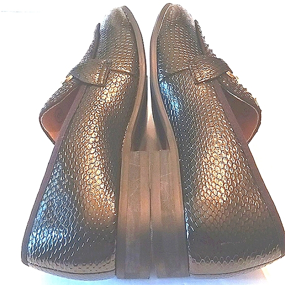 NWOT Meijiana Dress Shoes W/Gold Hardware Black Top Blue Middle Accents Size 9 - Picture 4 of 13